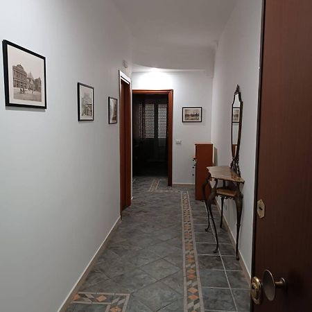 Camera Moderna Roma Exterior foto